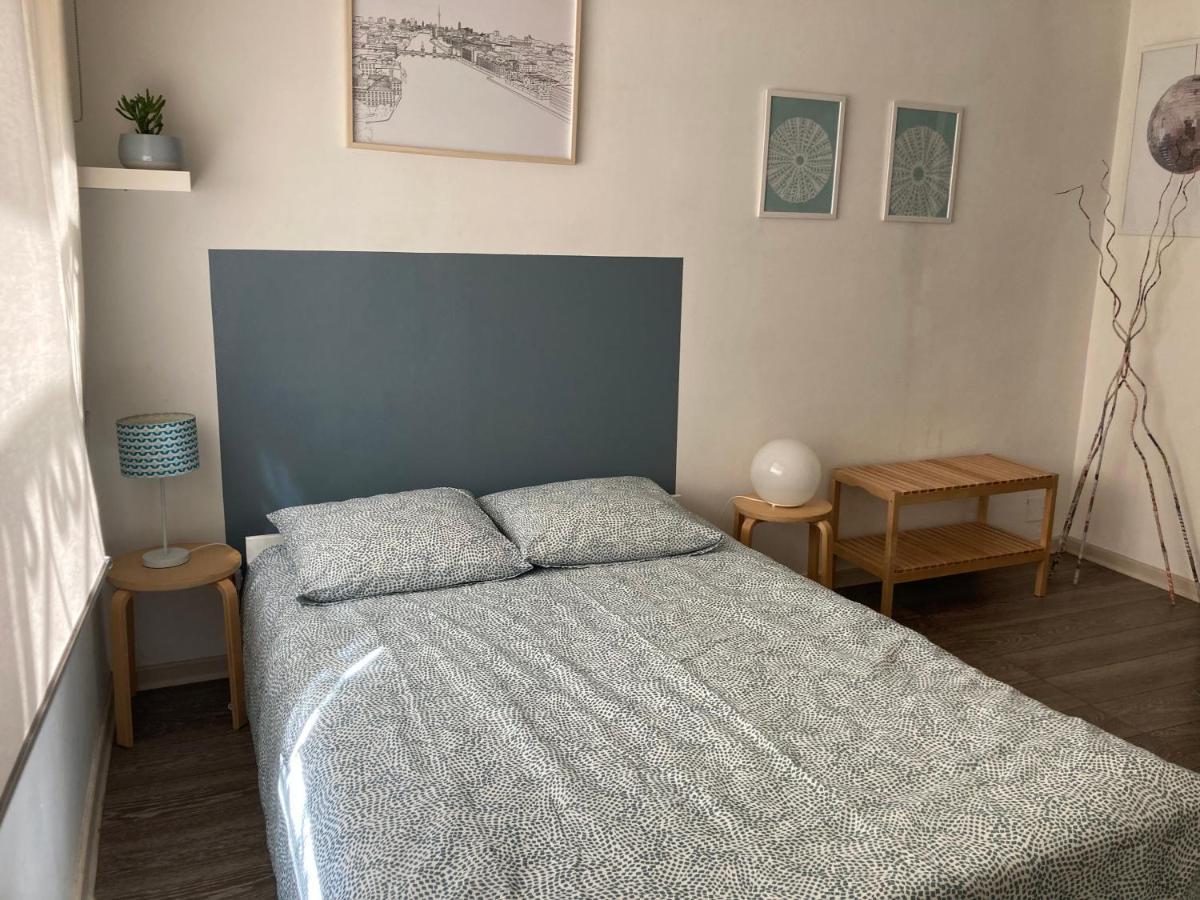 Dragon Avec Gardien Appartement *